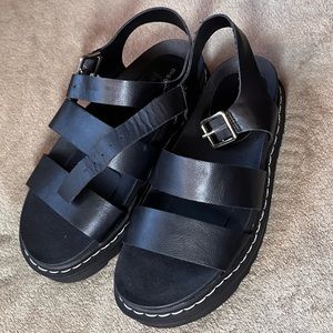 Madden Girl Size 7 Platform Sandals